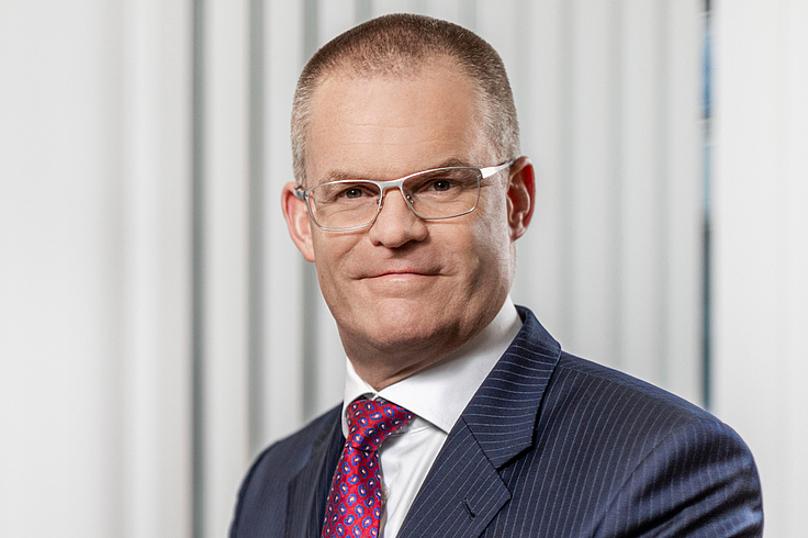 Dr. Axel Kallmayer